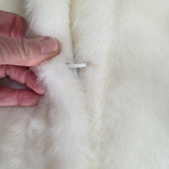 Terry Lewis Classic Luxuries Faux Fur Coat Winter White Ribbed Longline Coat - Picture 7 of 12